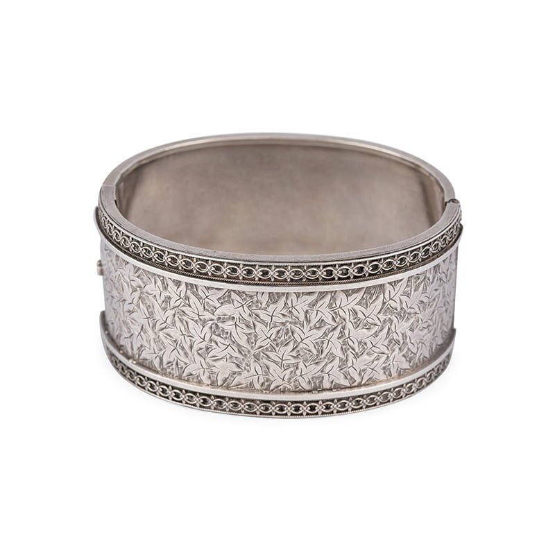 Victorian Sterling Silver wide oval hinged bangle c1890 - Avenue J ...