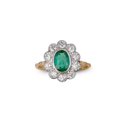 18ct White and Yellow Gold oval Emerald And Diamond Daisy Ring