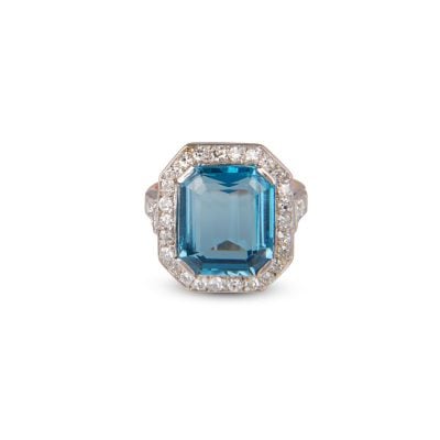 18ct White and Rose Gold Blue Topaz and Diamond Octagonal Cluster Ring.