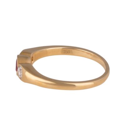 gold-burmese-ruby-diamond-bezel-set-ring
