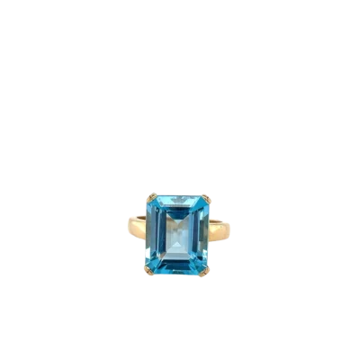 9ct Yellow Gold bright Blue topaz ring