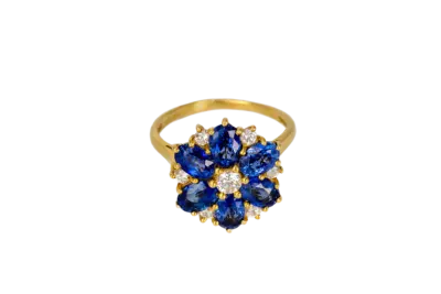 18ct Sapphire and Diamond Daisy Ring - Image 3